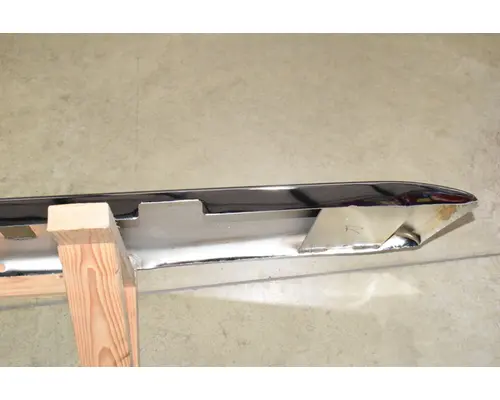 FREIGHTLINER 114SD Bumper Assembly, Front