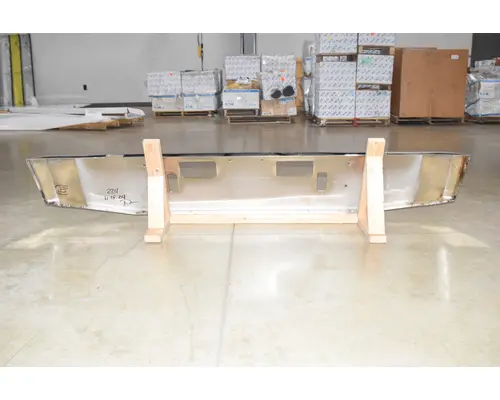FREIGHTLINER 114SD Bumper Assembly, Front