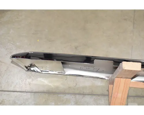 FREIGHTLINER 114SD Bumper Assembly, Front