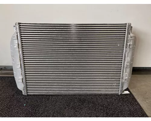 FREIGHTLINER 114SD Charge Air Cooler