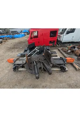 FREIGHTLINER 114SD Equipment (Mounted)