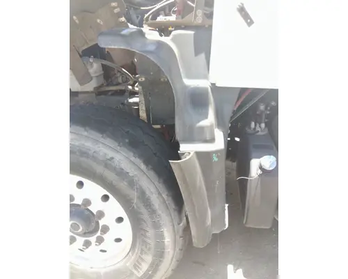 FREIGHTLINER 114SD FENDER EXTENSION