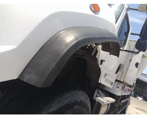 FREIGHTLINER 114SD FENDER EXTENSION