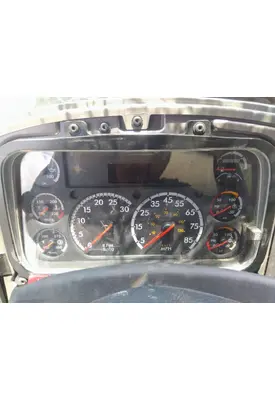 FREIGHTLINER 114SD GAUGE CLUSTER