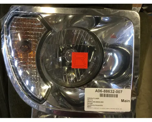 FREIGHTLINER 114SD HEADLAMP