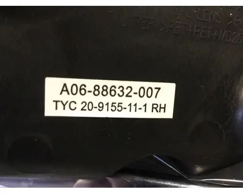 FREIGHTLINER 114SD HEADLAMP