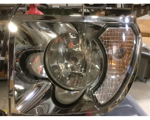 FREIGHTLINER 114SD HEADLAMP