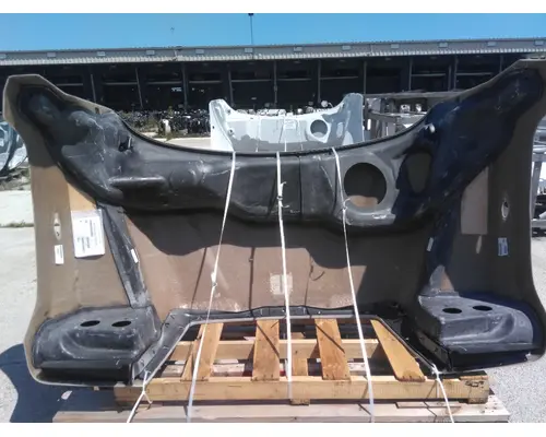 FREIGHTLINER 114SD HOOD