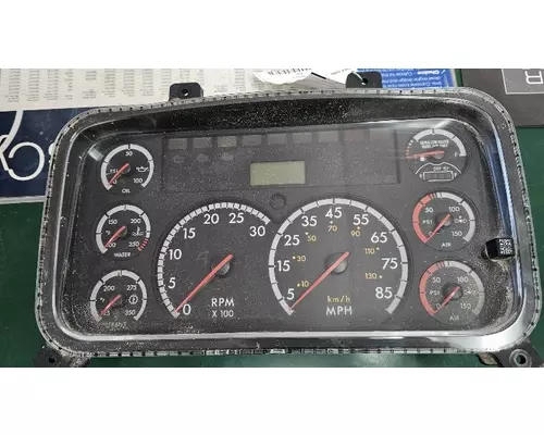 FREIGHTLINER 114SD Instrument Cluster