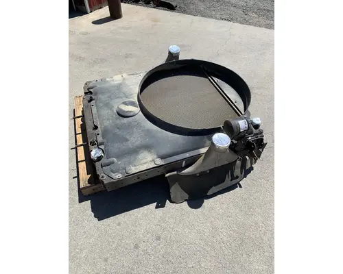 FREIGHTLINER 114SD RADIATOR