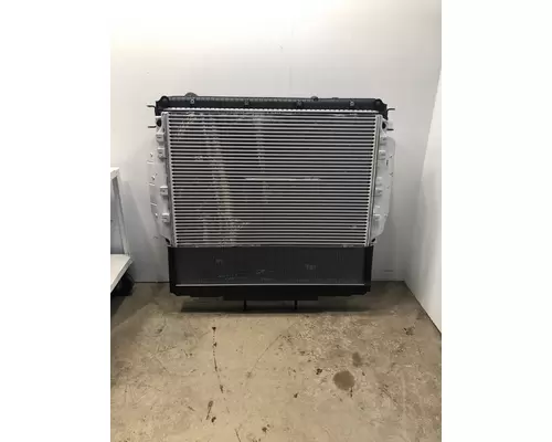 FREIGHTLINER 114SD Radiator