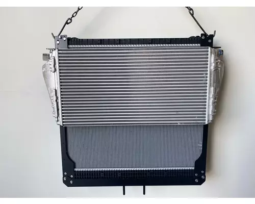 FREIGHTLINER 114SD Radiator