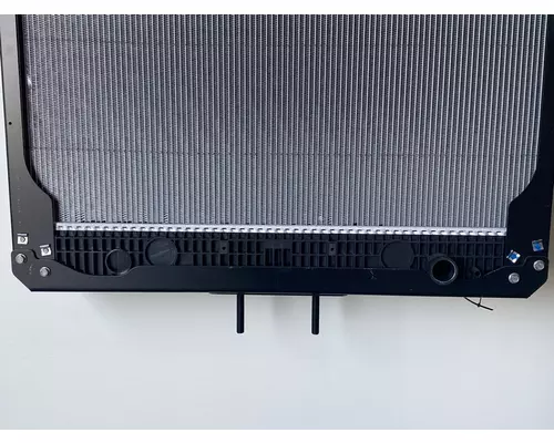 FREIGHTLINER 114SD Radiator