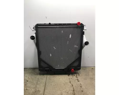 FREIGHTLINER 114SD Radiator