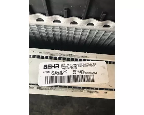 FREIGHTLINER 114SD Radiator