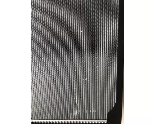 FREIGHTLINER 114SD Radiator