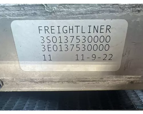 FREIGHTLINER 114SD Radiator