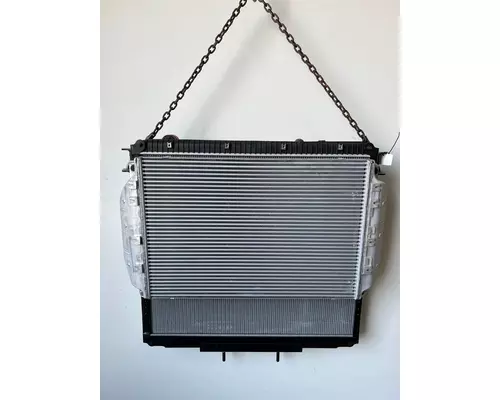 FREIGHTLINER 114SD Radiator