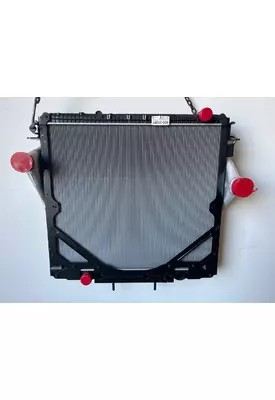 FREIGHTLINER 114SD Radiator