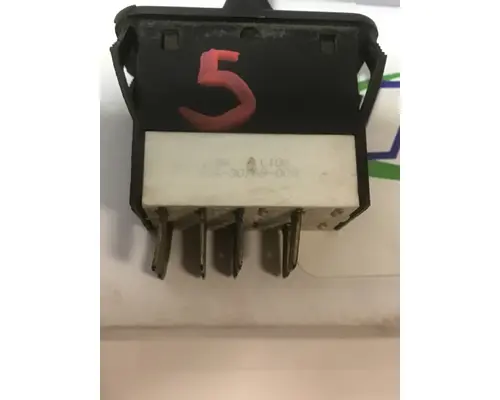 FREIGHTLINER 114SD Switch