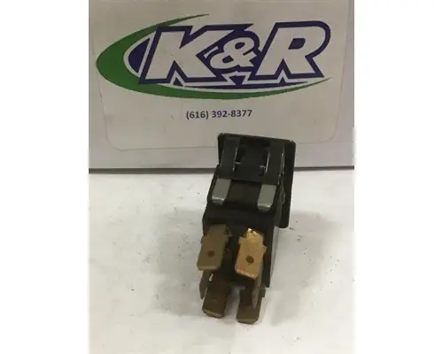 FREIGHTLINER 114SD Switch