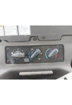 FREIGHTLINER 114SD TEMPERATURE CONTROL