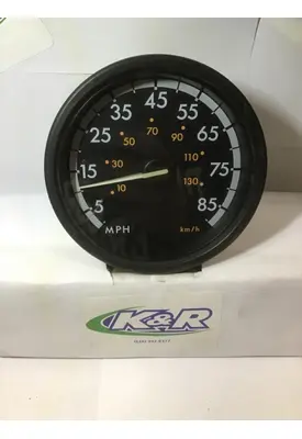 FREIGHTLINER 114SD Tachometer