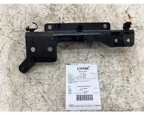 FREIGHTLINER 12-27902-000 Brackets, Misc.