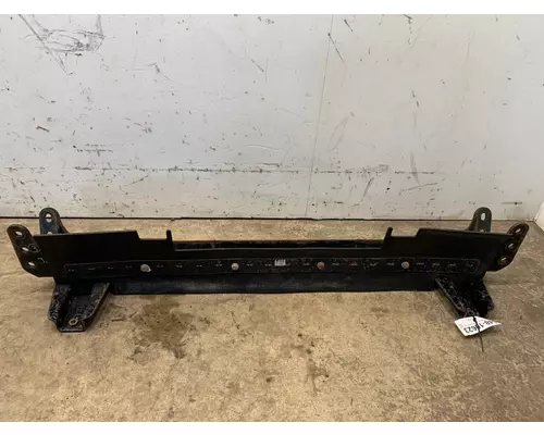 FREIGHTLINER 122 SD Frame Crossmember