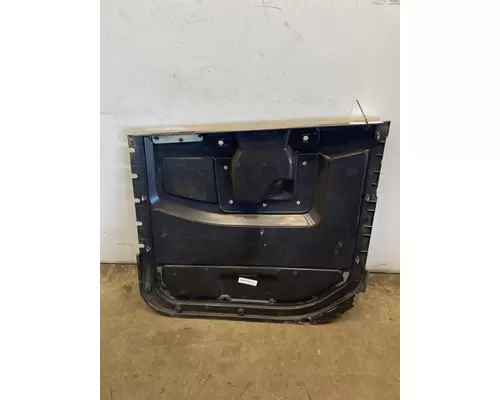 FREIGHTLINER 122 SD Interior Door Panel