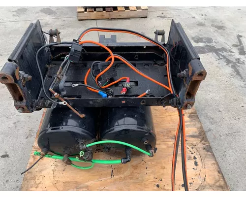 FREIGHTLINER 122SD Battery Box