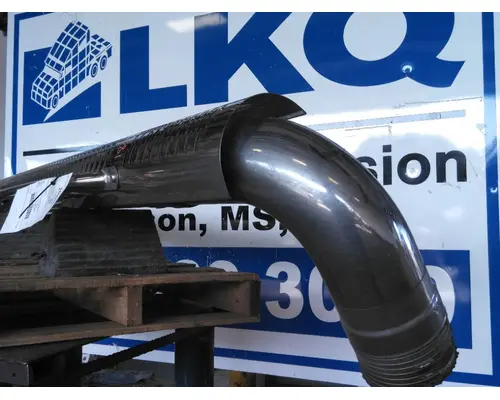 FREIGHTLINER 122SD EXHAUST PIPE