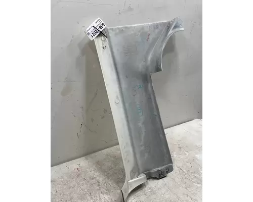 FREIGHTLINER 122SD Fender Extension