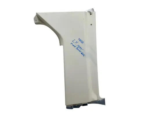 FREIGHTLINER 122SD Fender Extension