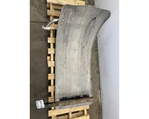 FREIGHTLINER 122SD Fender Extension