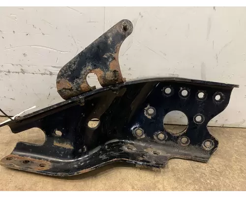 FREIGHTLINER 122SD Frame HornBumper Mount