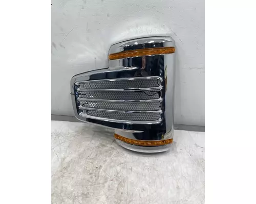 FREIGHTLINER 122SD Hood Side Vent