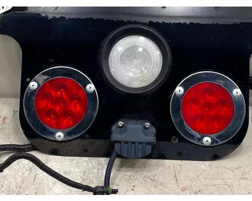 FREIGHTLINER 122SD Rear Light Panel