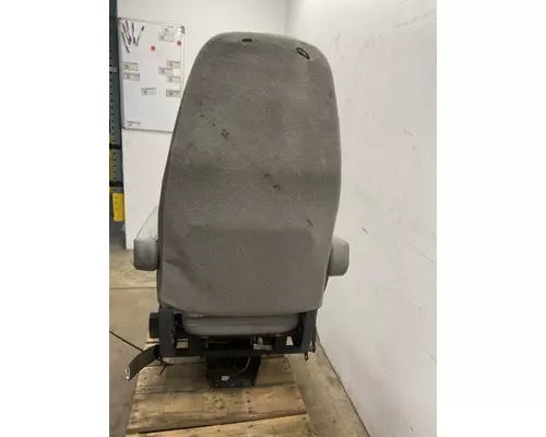 FREIGHTLINER 122SD Seat