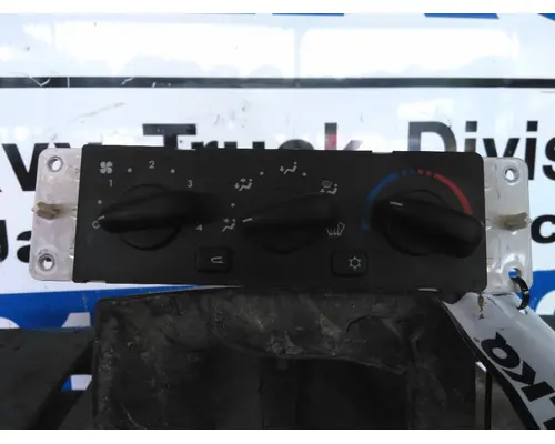 FREIGHTLINER 122SD TEMPERATURE CONTROL