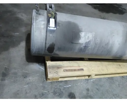 FREIGHTLINER 145-154 GALLON FUEL TANK