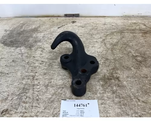 FREIGHTLINER 15-23690-000 Tow Hooks