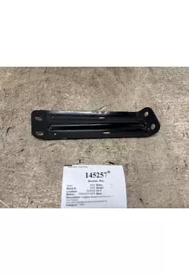 FREIGHTLINER 15-27733-001 Brackets, Misc.