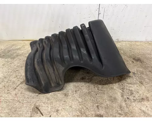 FREIGHTLINER 17-15486-000 Inner Fender