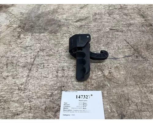 FREIGHTLINER 17-20938-000 Hood Latch