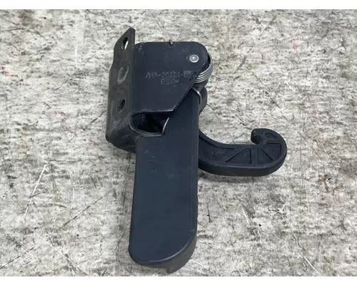 FREIGHTLINER 17-20938-001 Hood Latch