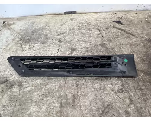 FREIGHTLINER 17-21069-001 Hood PartsComponents