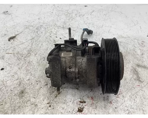 FREIGHTLINER 22-65771-000 Air Conditioner Compressor