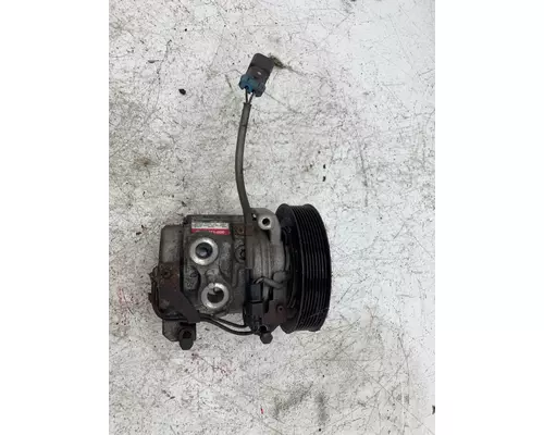 FREIGHTLINER 22-65771-000 Air Conditioner Compressor