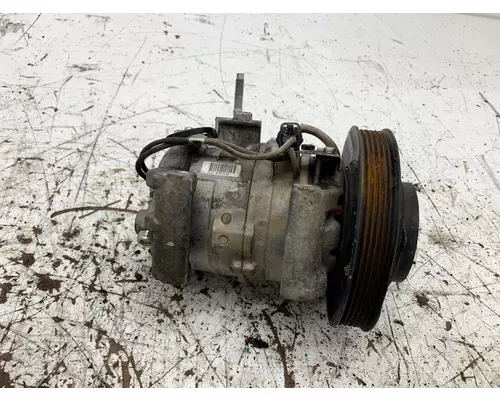 FREIGHTLINER 22-65772-000 Air Conditioner Compressor